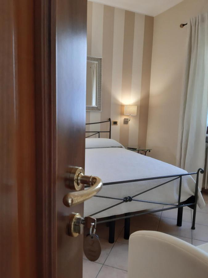 Sweet House Only Rooms Peschiera del Garda Zewnętrze zdjęcie